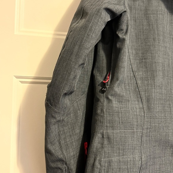 McKinley Recco Women's Ski Jacket - Picture 9 of 16